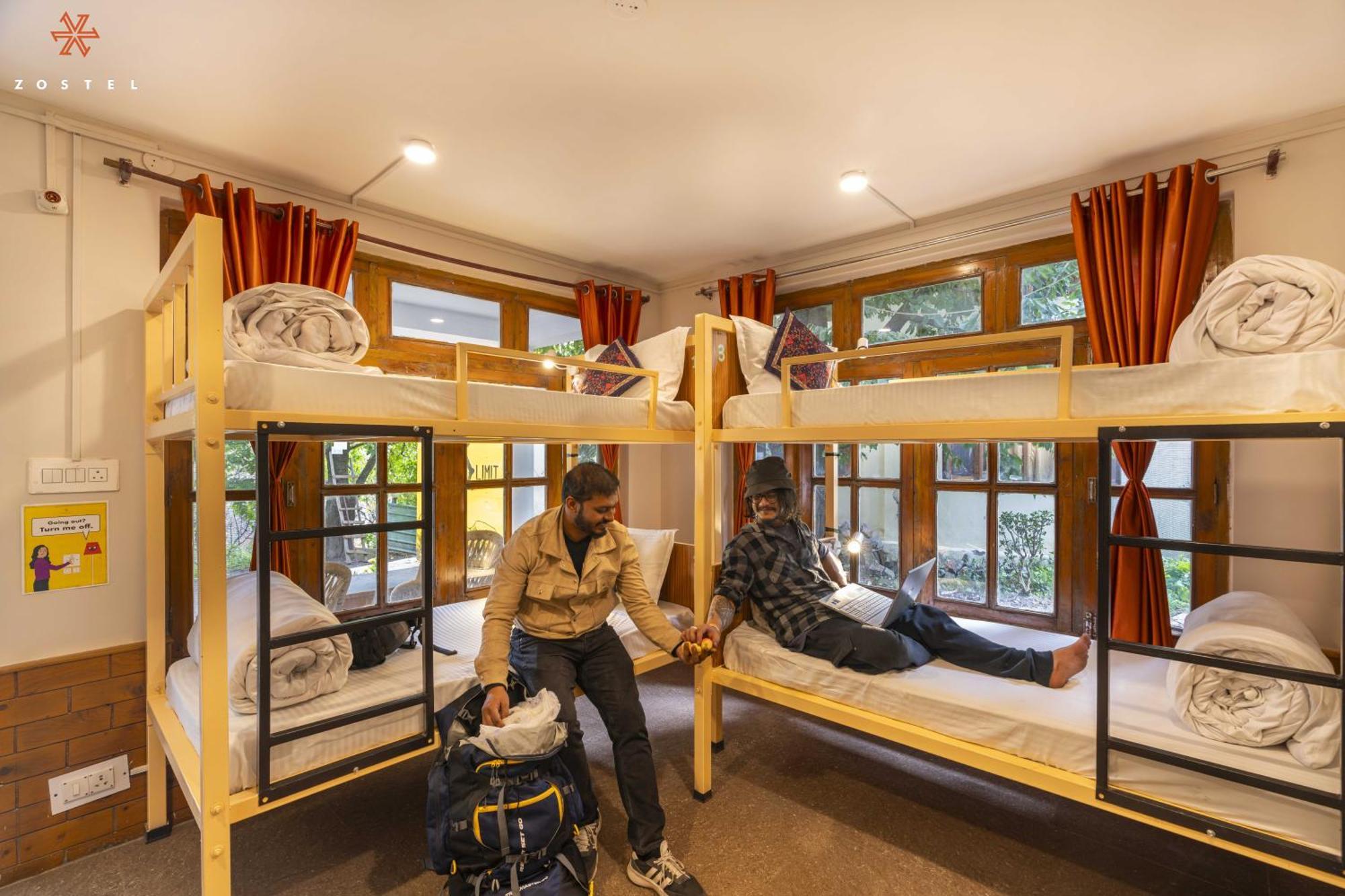 Zostel Old Manali Hostel Kültér fotó